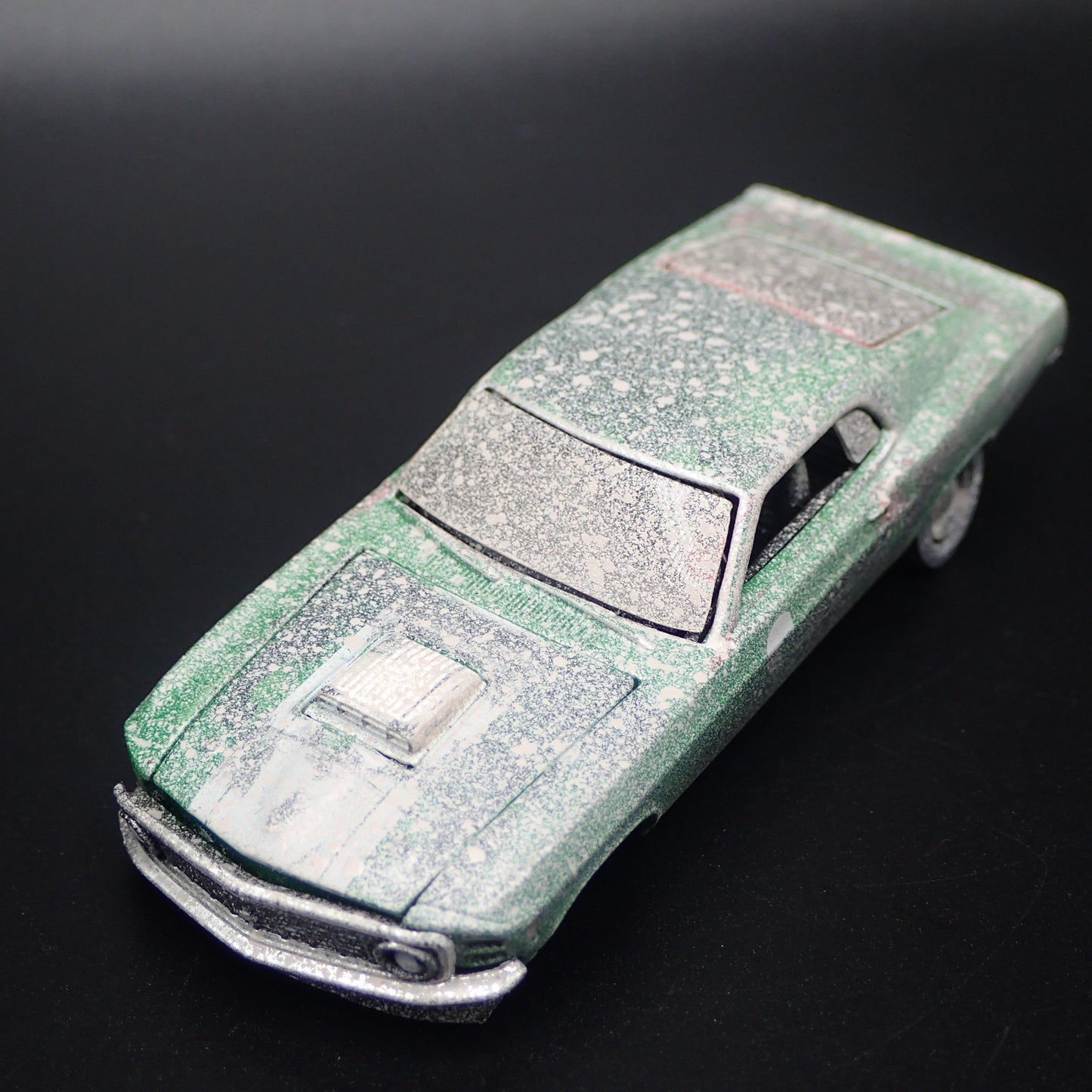 1970 FORD MUSTANG 428 SCJ FASTBACK SPRITE BARN FIND 1:64 SCALE DIECAST MODEL CAR