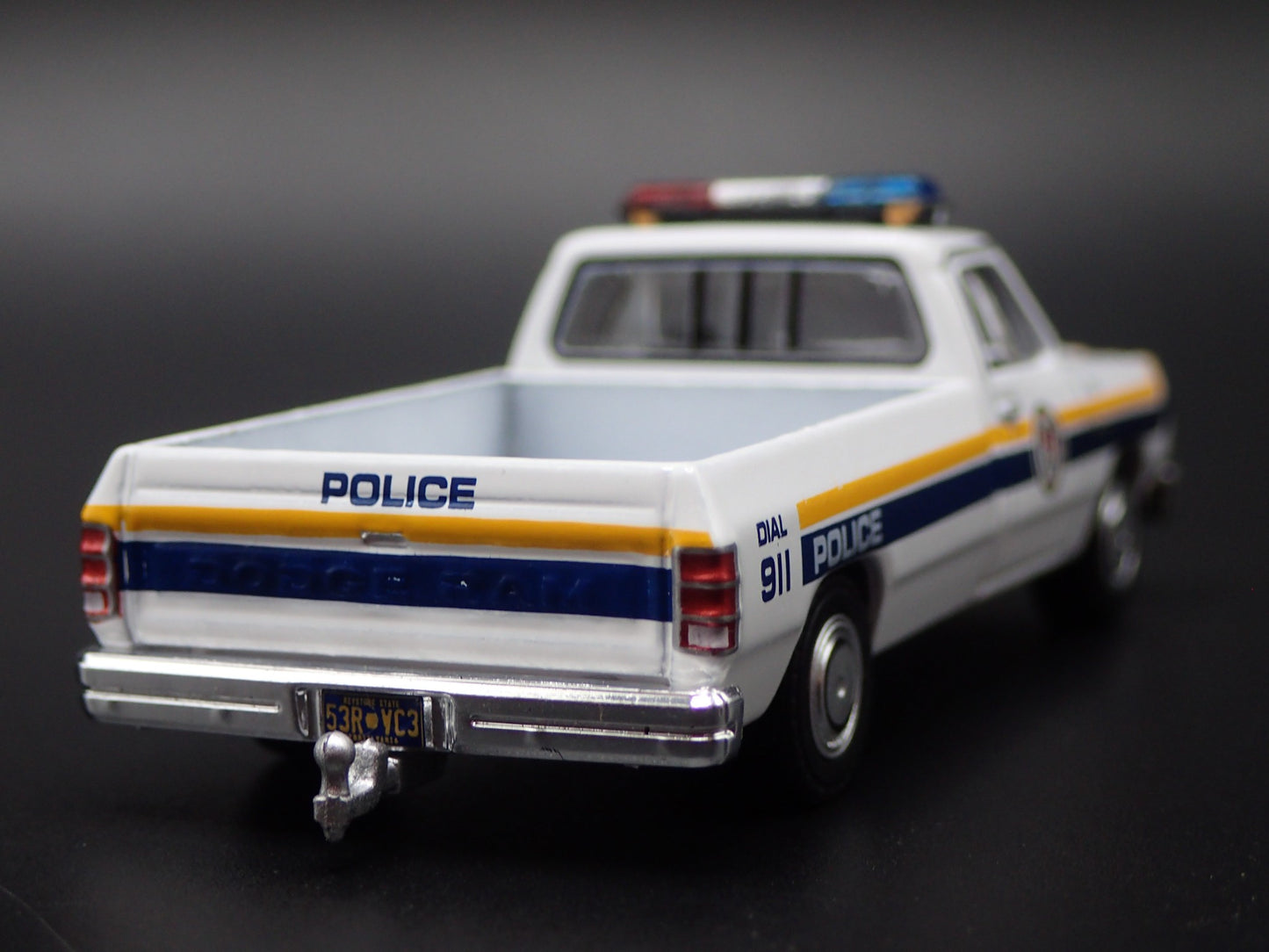 1990 90 DODGE RAM D250 PHILADELPHIA PA POLICE TRUCK 1:64 SCALE DIECAST MODEL CAR