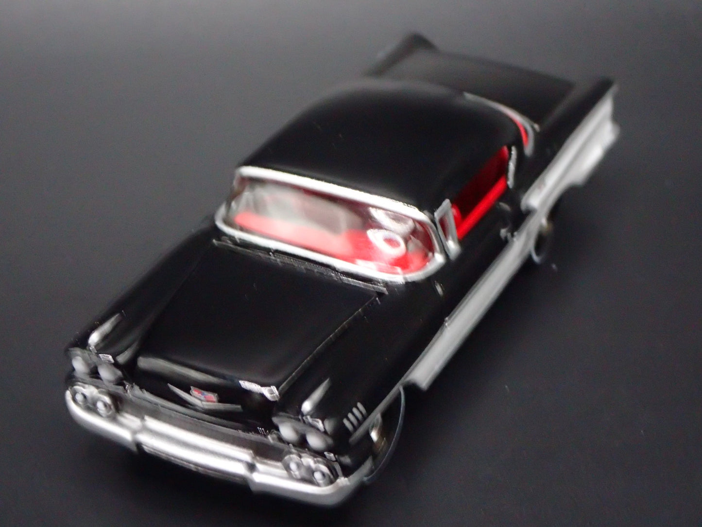 1958 58 CHEVY CHEVROLET IMPALA 1:64 SCALE COLLECTIBLE DIORAMA DIECAST MODEL CAR