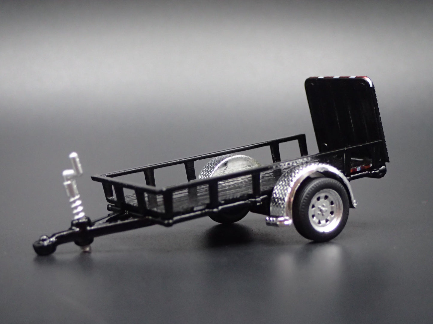 UTILITY TRAILER RUBBER TIRES with WORKING RAMPS 1:64 SCALE DIORAMA DIECAST MODEL