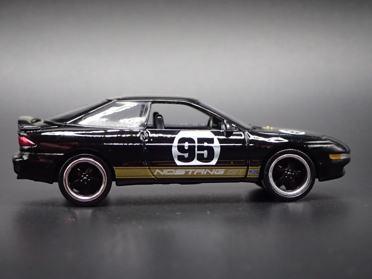 1995 95 FORD PROBE GT BLACK 1:64 SCALE COLLECTIBLE DIORAMA DIECAST MODEL CAR