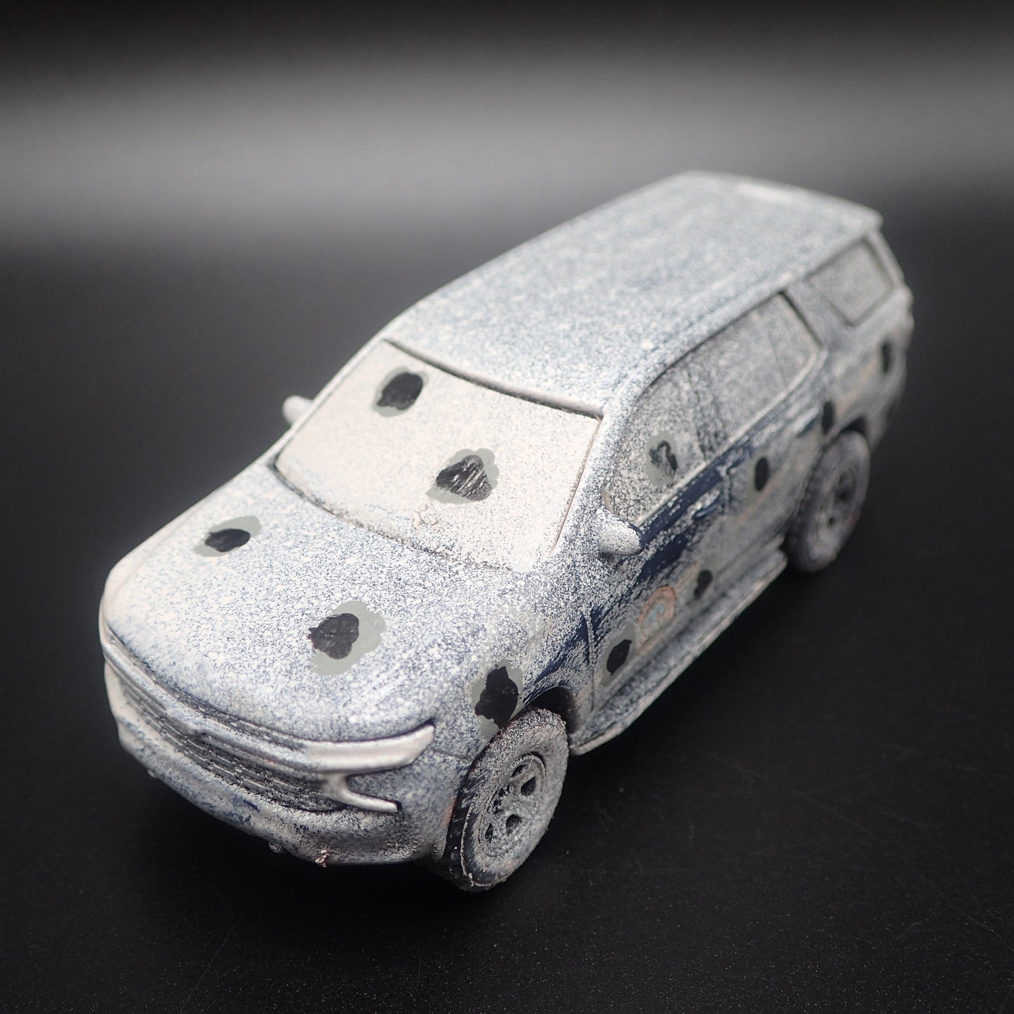 2021 21 CHEVY TAHOE PPV WEST VIRGINIA STATE POLICE BULLIT HOLES 1:64 DIECAST CAR