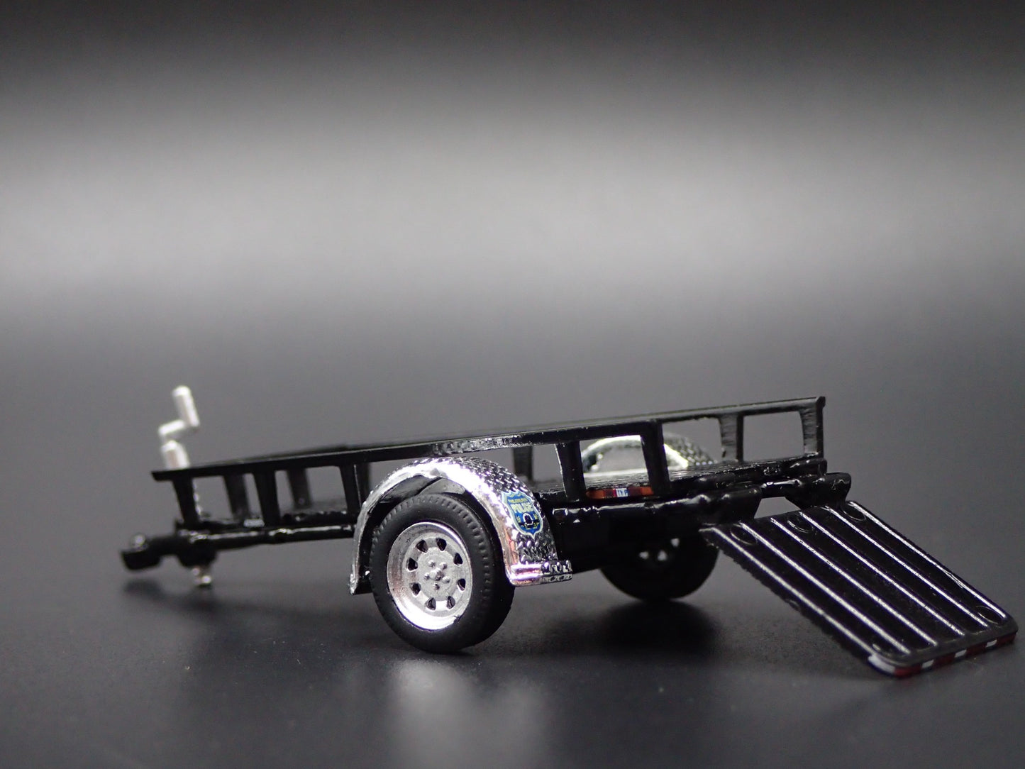 UTILITY TRAILER RUBBER TIRES with WORKING RAMPS 1:64 SCALE DIORAMA DIECAST MODEL