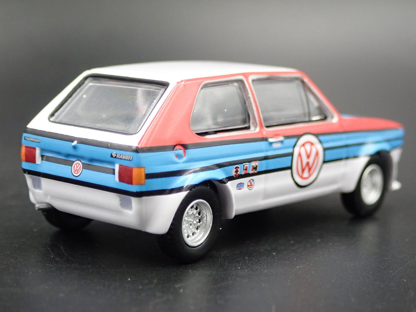 1975 75 VW VOLKSWAGEN RABBIT WIDEBODY MK1 1:64 SCALE DIORAMA DIECAST MODEL CAR