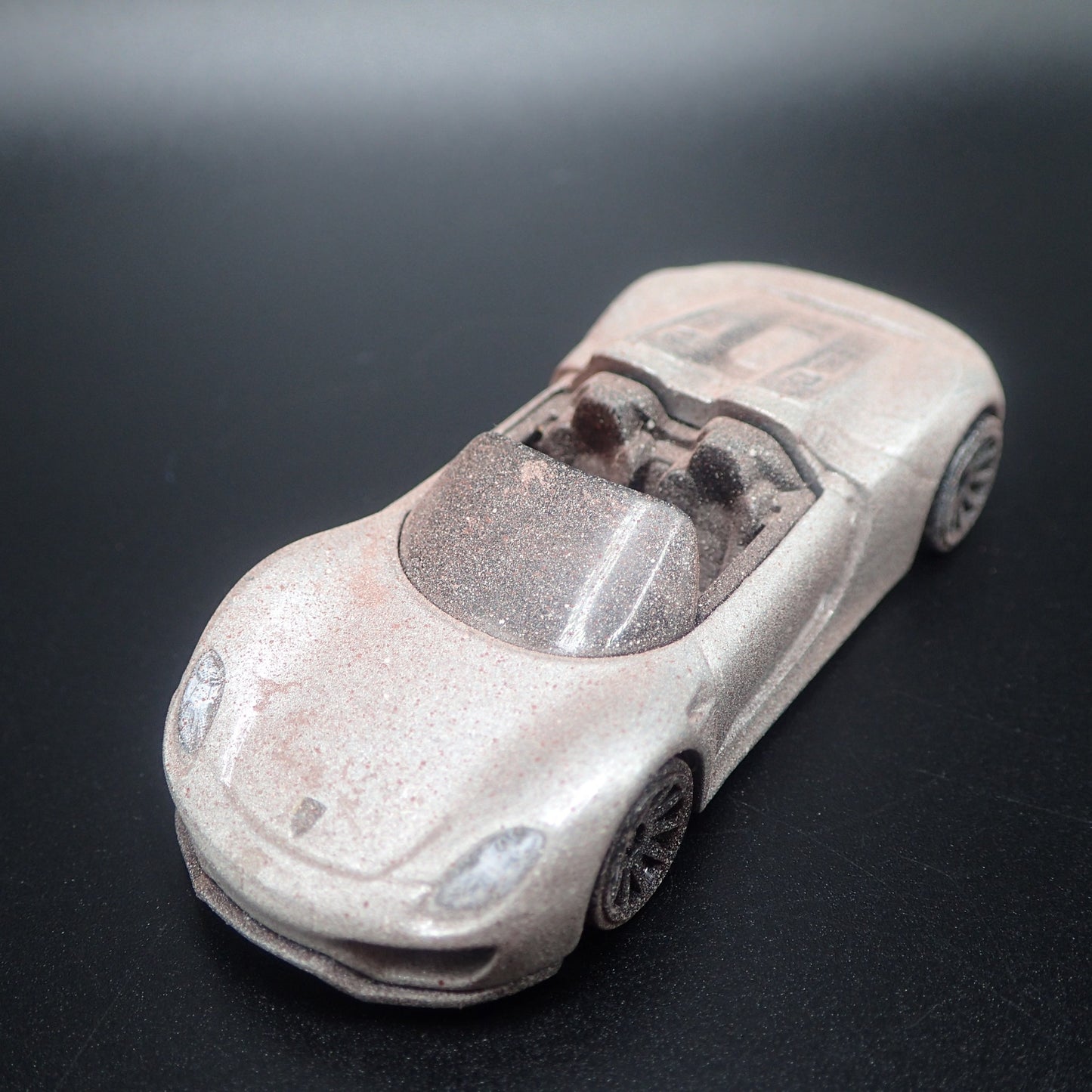 2013-2015 PORSCHE 918 SPYDER SUPER CAR ABANDONED 1:64 SCALE DIECAST MODEL CAR