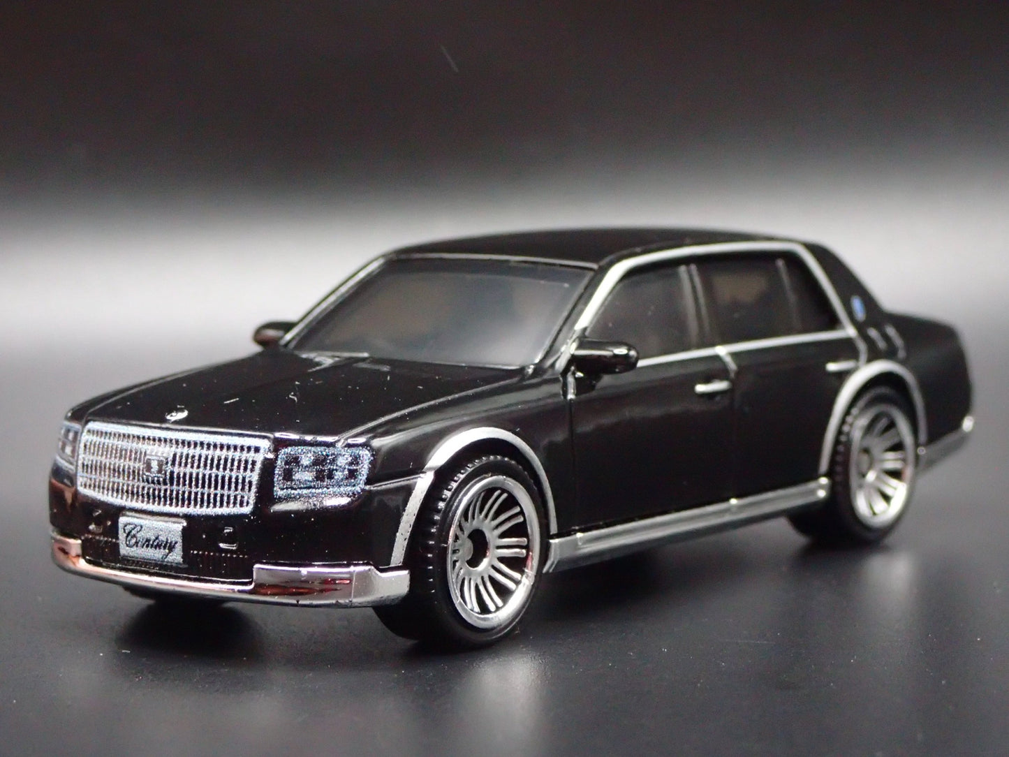 2018-2025 TOYOTA CENTURY LIMO LIMOUSINE 1/64 SCALE COLLECTIBLE DIECAST MODEL CAR