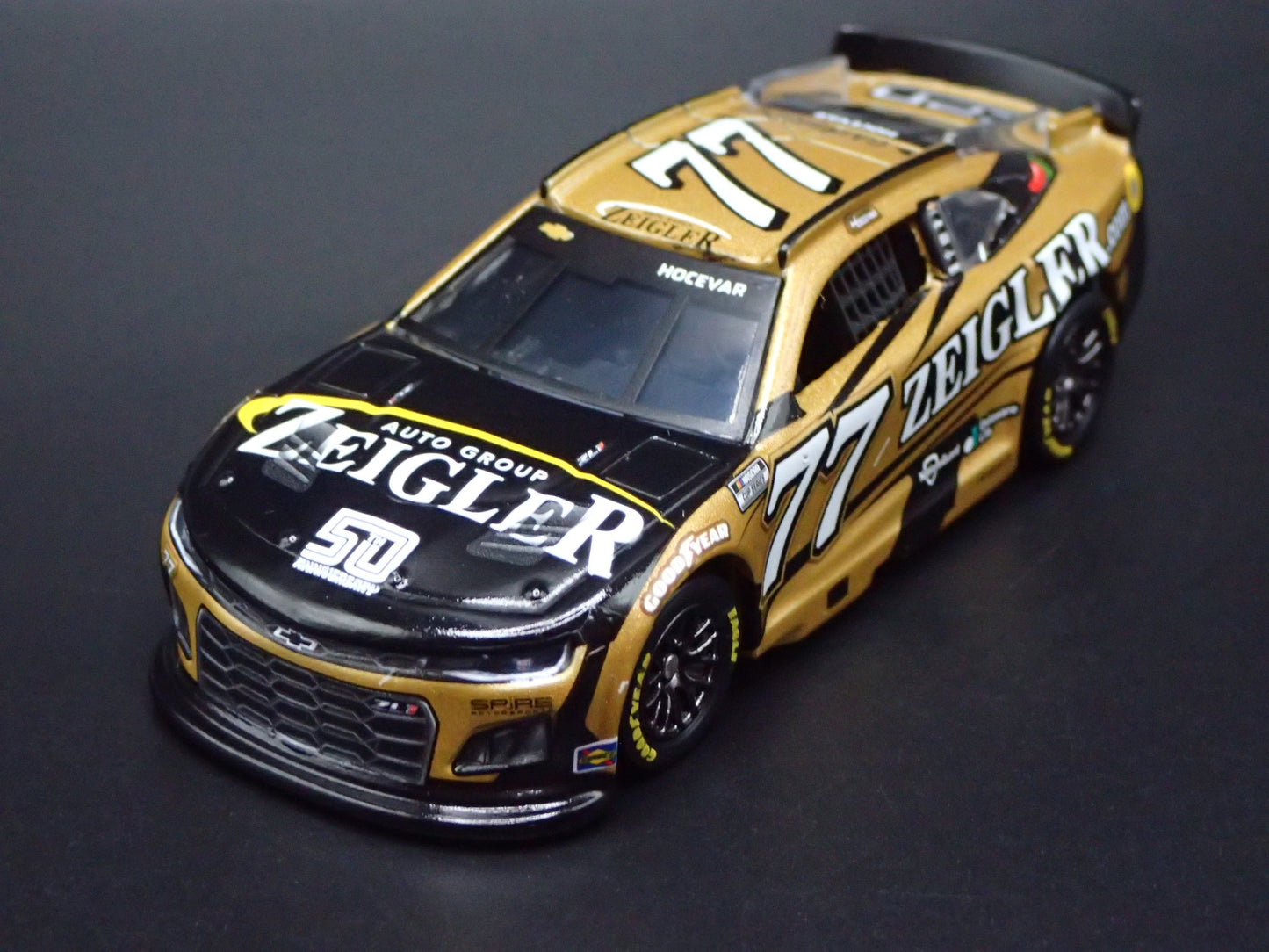 2025 25 CHEVY CAMARO ZL1 77 CARSON HOCEVAR ZEIGLER 50TH NASCAR 1:64 DIECAST CAR