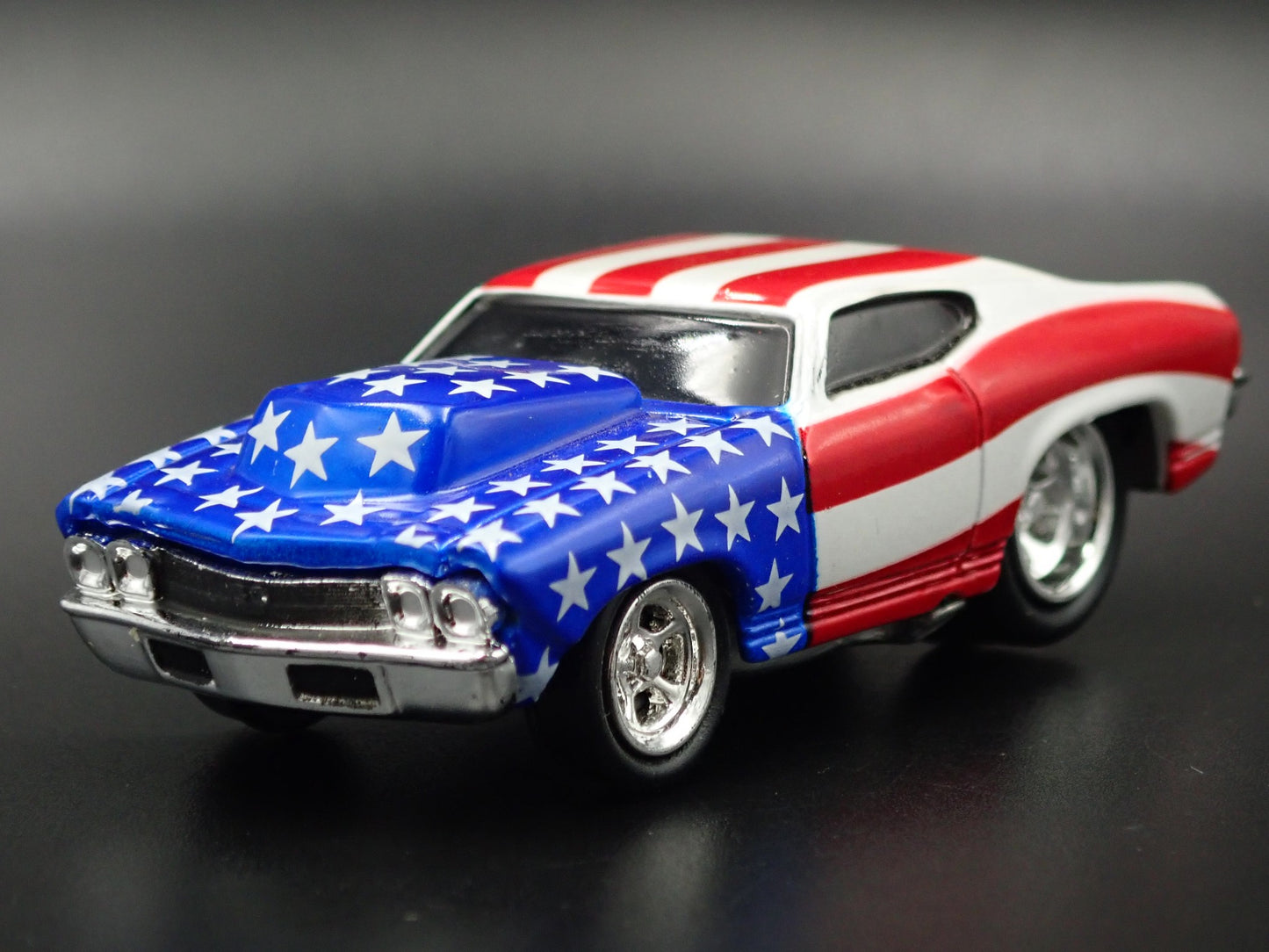 1969 69 CHEVY CHEVROLET CHEVELLE SS USA FLAG RARE 1/64 SCALE DIECAST MODEL CAR
