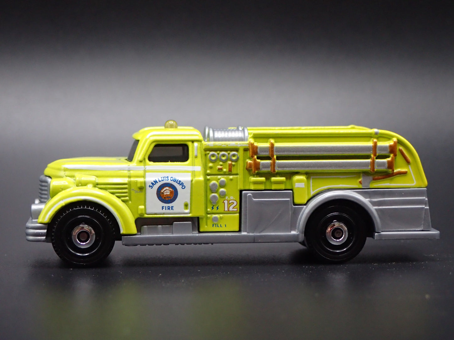 VINTAGE FIRE TRUCK SAN LUIS OBISPO, CA 1:64 MB SCALE DIORAMA DIECAST MODEL CAR