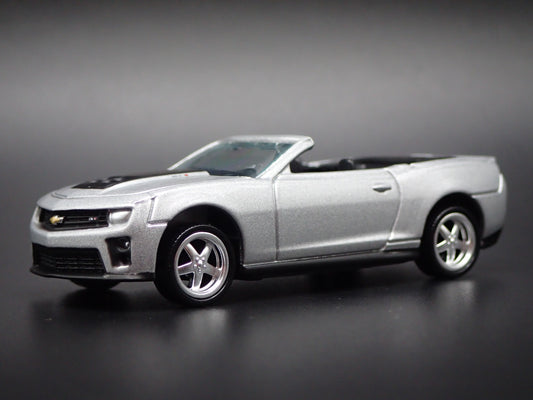 2013 CHEVY CHEVROLET CAMARO ZL1 CONVERTIBLE 1:64 SCALE DIORAMA DIECAST MODEL CAR