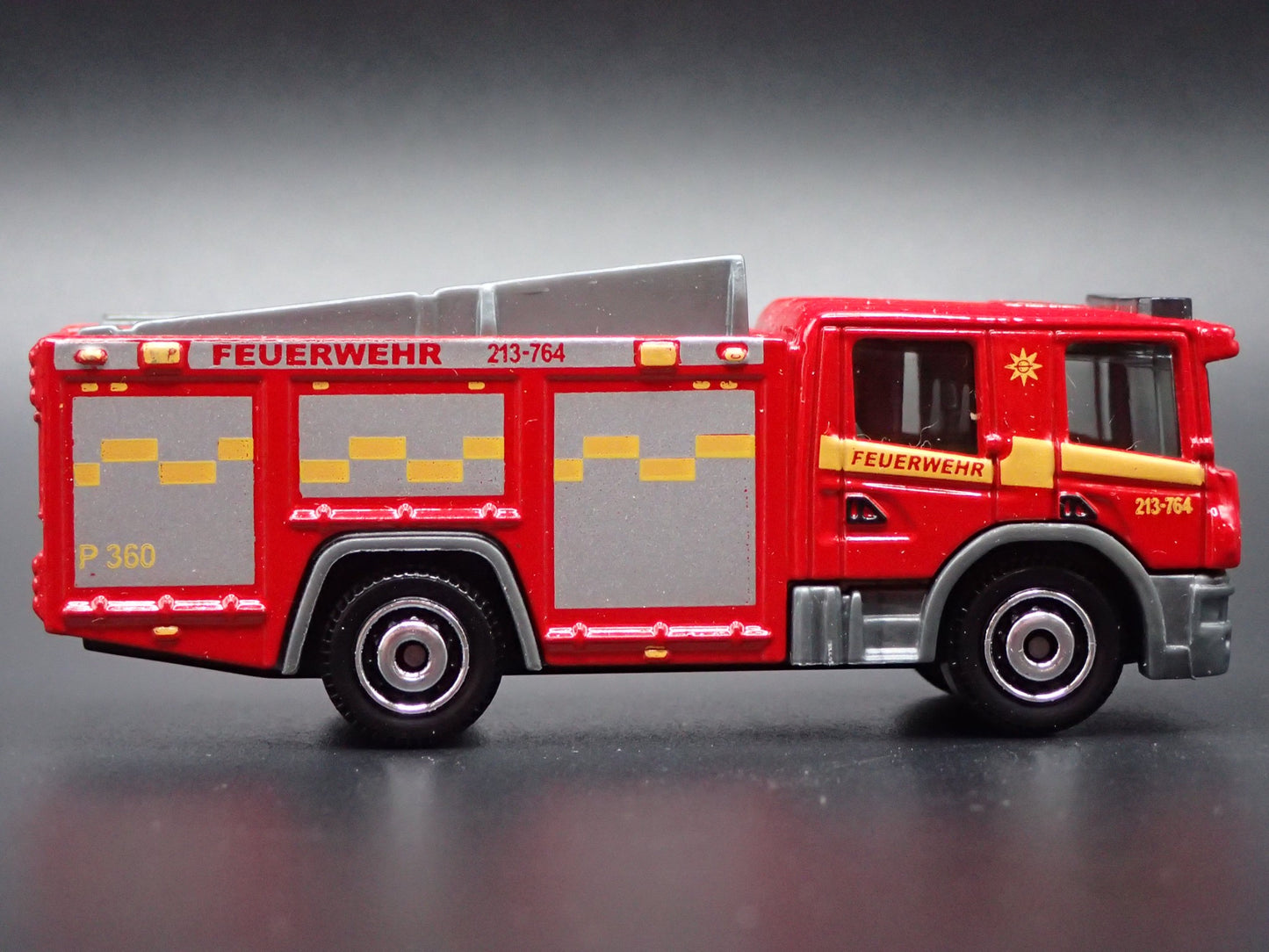 2016-2025 SCANIA P 360 FIRE TRUCK FEUERWEHR RED 1:64 MB SCALE DIECAST MODEL CAR