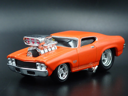 1969 69 CHEVY CHEVROLET CHEVELLE SS ORANGE 1/64 SCALE DIORAMA DIECAST MODEL CAR