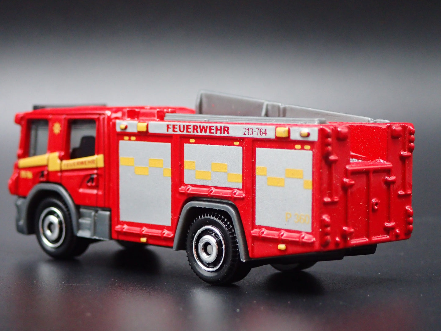 2016-2025 SCANIA P 360 FIRE TRUCK FEUERWEHR RED 1:64 MB SCALE DIECAST MODEL CAR