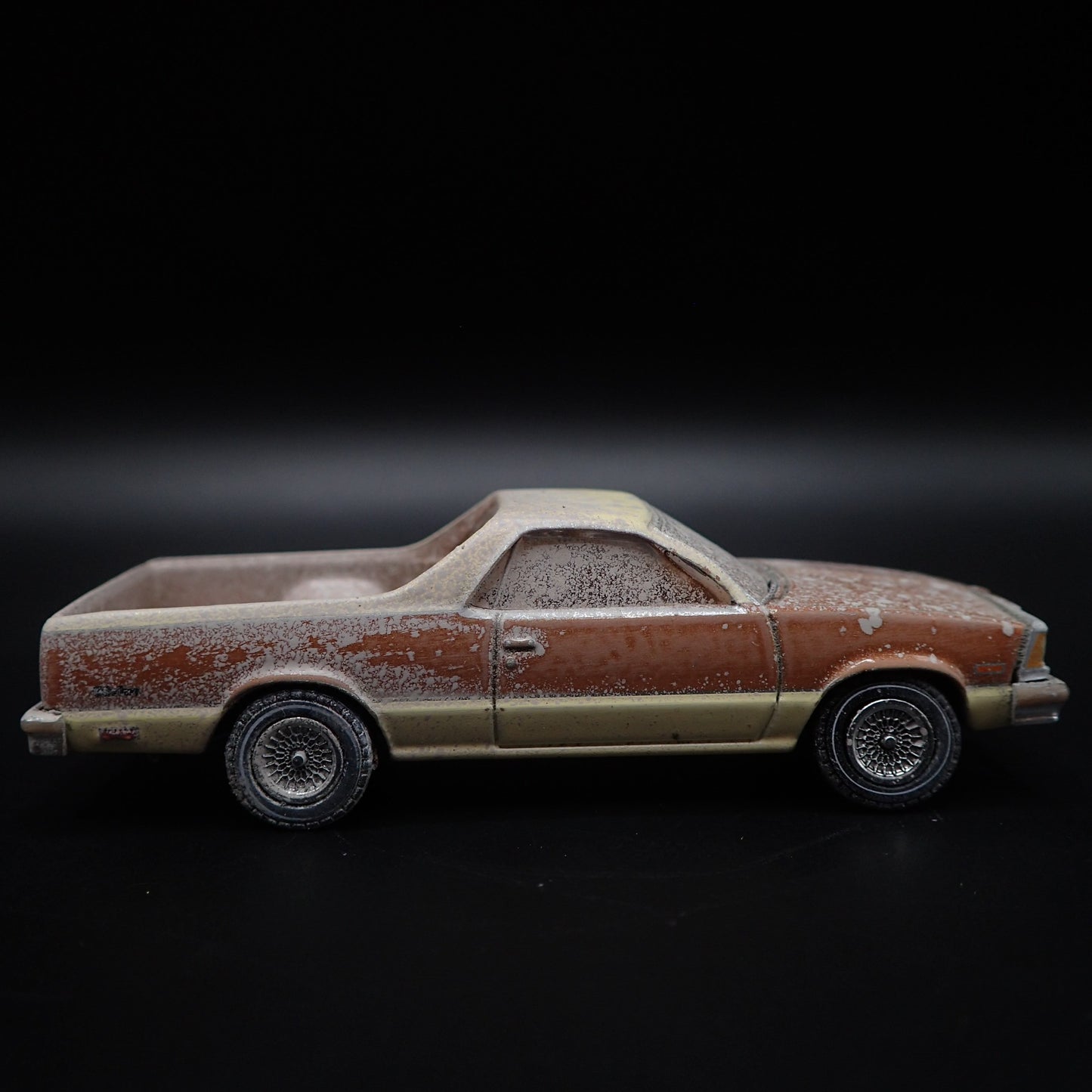 1978 GMC CABALLERO LAREDO EL CAMINO TRUCK GBODY BARN FIND 1/64 SCALE DIECAST CAR