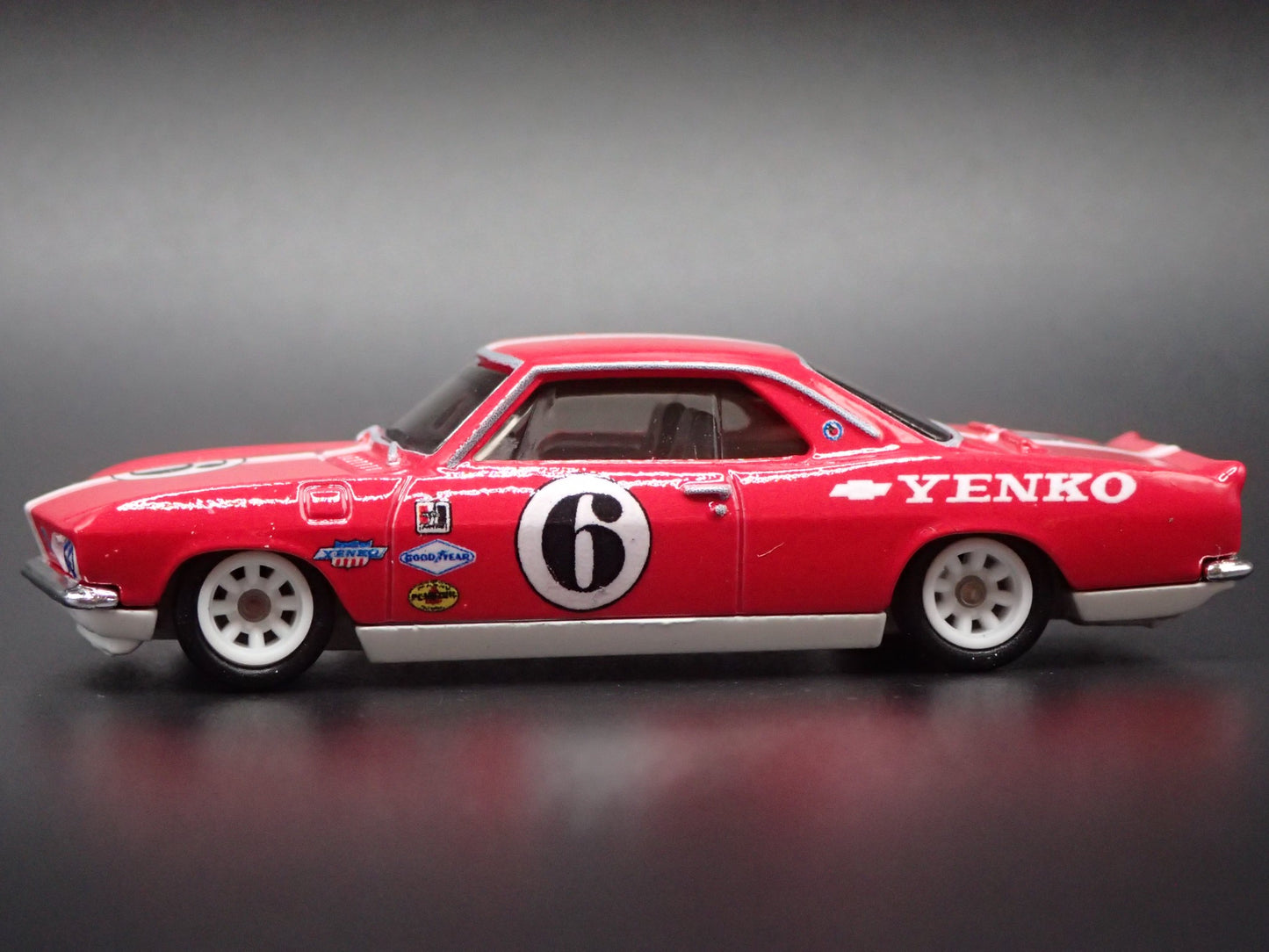 1965-1969 CHEVY CHEVROLET CORVAIR YENKO STINGER RED 1:64 SCALE DIECAST MODEL CAR