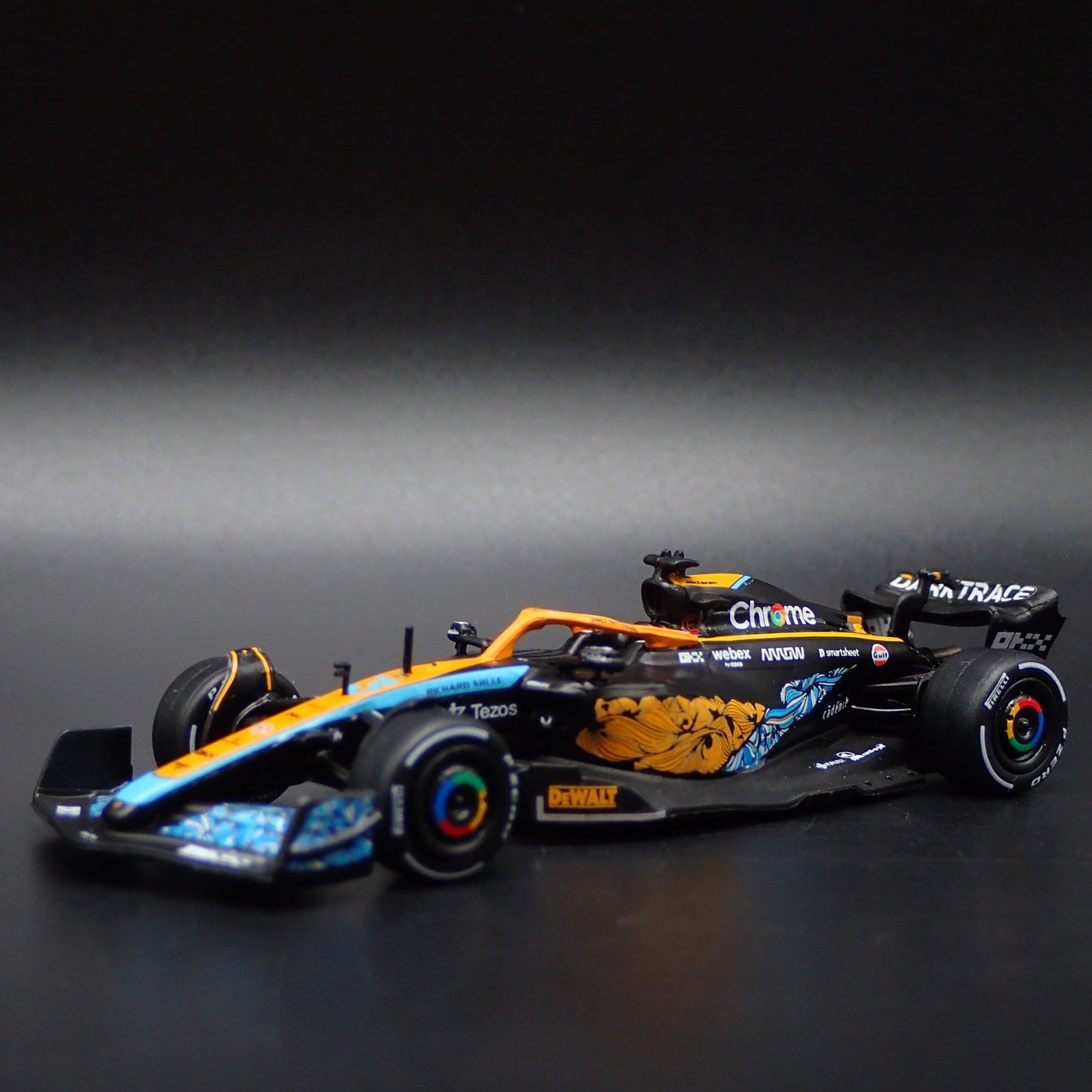 MCLAREN MCL36 DANIEL RICCIARDO #3 2022 ABU DHABI GP F1 1:64 DIECAST MODEL CAR