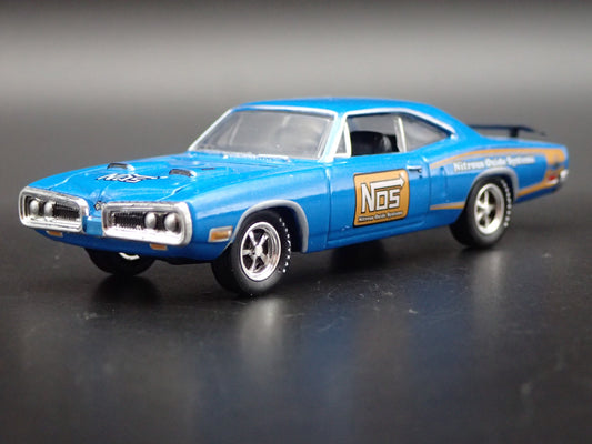 1970 70 DODGE SUPER BEE 383 NOS 1:64 SCALE COLLECTIBLE DIORAMA DIECAST MODEL CAR