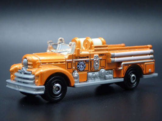 SEAGRAVE FIRE ENGINE ORANGE 1/64 SCALE COLLECTIBLE DIORAMA DIECAST MODEL CAR