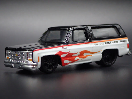 1979 79 CHEVY CHEVROLET K5 BLAZER SQUAREBODY WHITE 1:64 SCALE DIECAST MODEL CAR