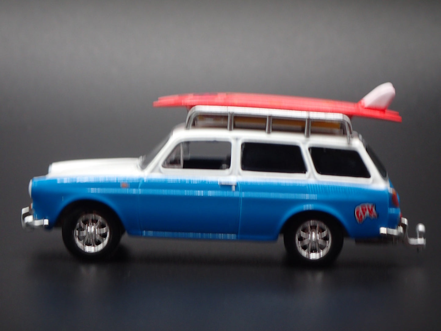 1961-1973 VW VOLKSWAGEN TYPE 3 SQUAREBACK GPK HITCH 1:64 SCALE DIECAST MODEL CAR
