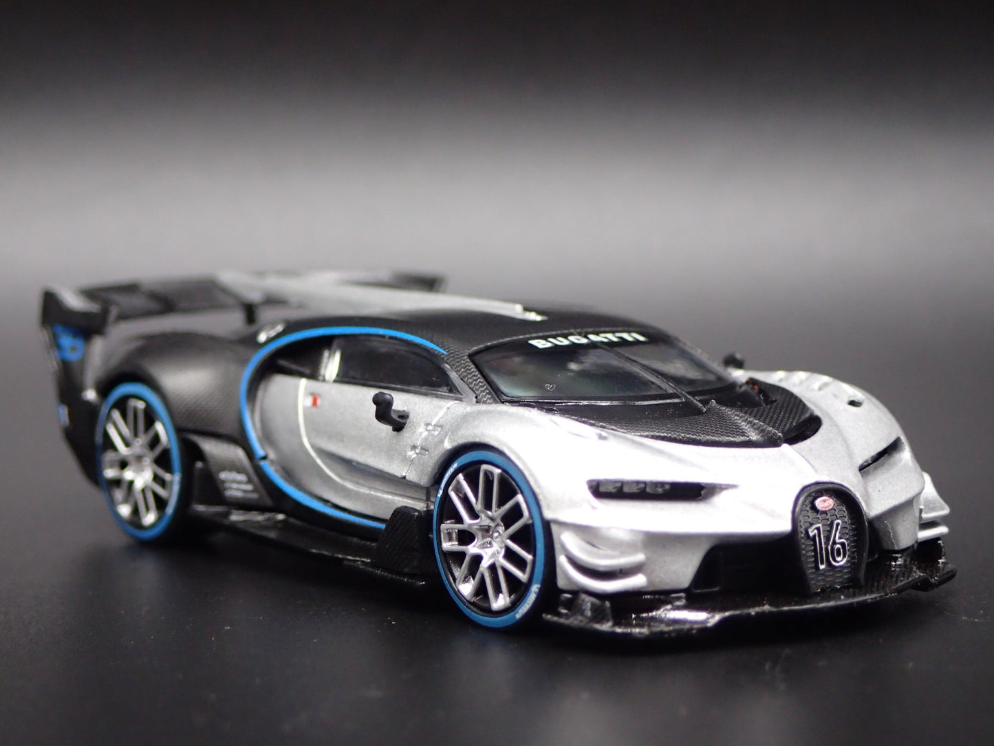 2015 BUGATTI VISION GRAN TURISMO SUPER CAR 1:64 SCALE DIORAMA DIECAST MODEL CAR