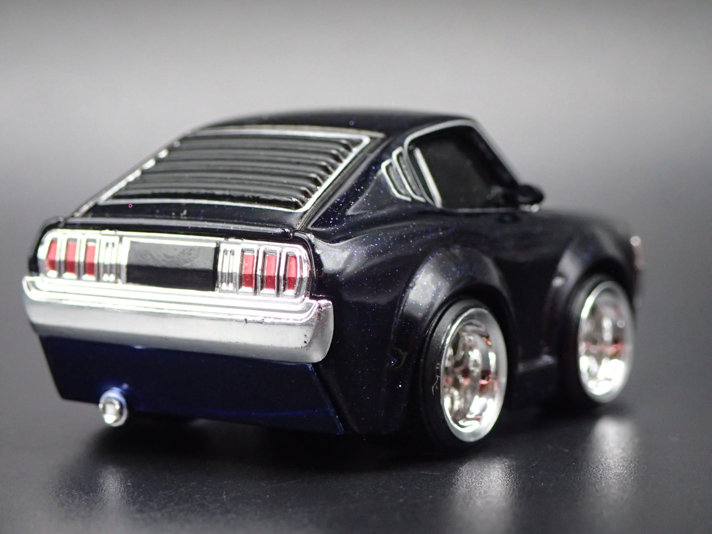 1970-1977 TOYOTA CELICA CAR TUNED JDM BLACK 1:64 SCALE DIORAMA DIECAST MODEL CAR