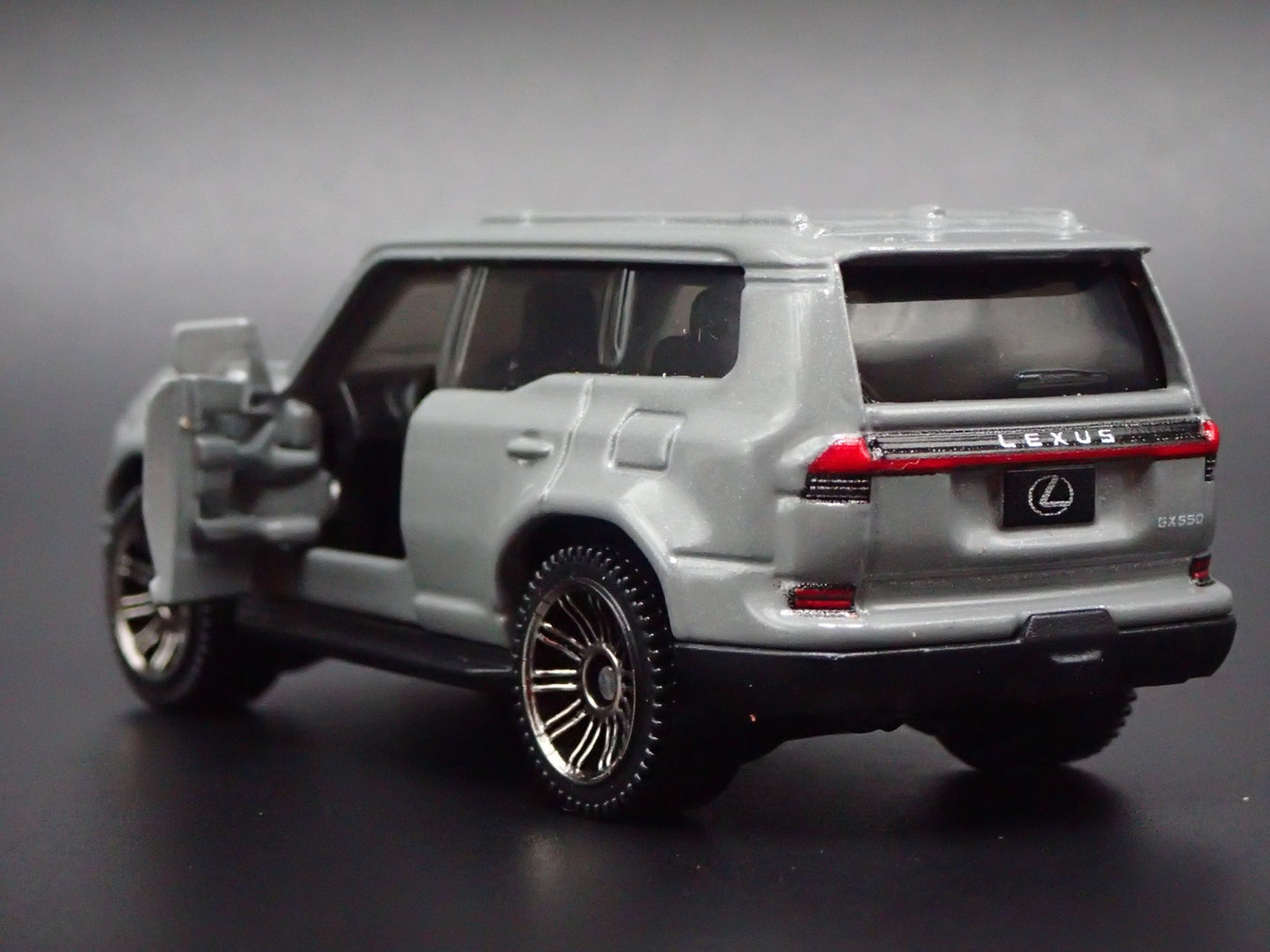 2024-2025 LEXUS GX SUV GRAY 1/64 SCALE COLLECTIBLE DIORAMA DIECAST MODEL CAR