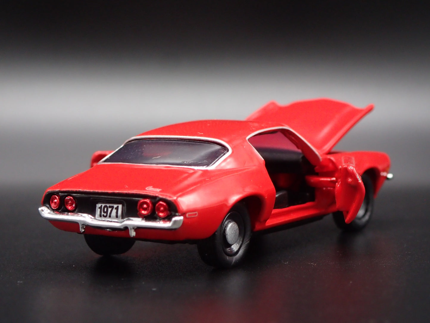 1971 71 CHEVY CHEVROLET CAMARO SS 396 HOLLY EFI RED 1:64 SCALE DIECAST MODEL CAR