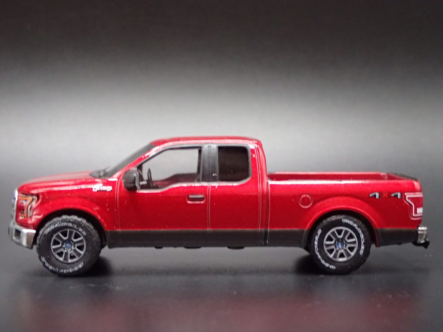 2015 - 2020 FORD F150 PICKUP TRUCK RED 1:64 SCALE COLLECTIBLE DIECAST MODEL CAR