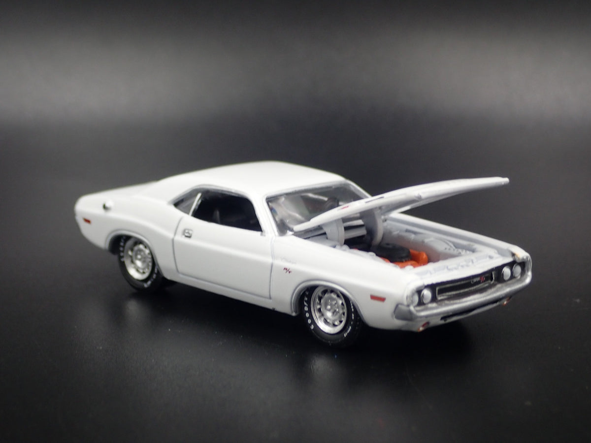 1970 70 DODGE CHALLENGER R/T VANISHING POINT RARE 1:64 SCALE DIECAST MODEL CAR-Burning Rubber Toy Company