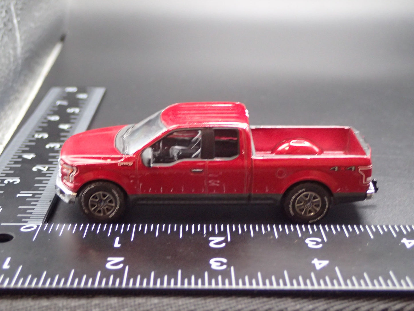2015 - 2020 FORD F150 PICKUP TRUCK RED 1:64 SCALE COLLECTIBLE DIECAST MODEL CAR