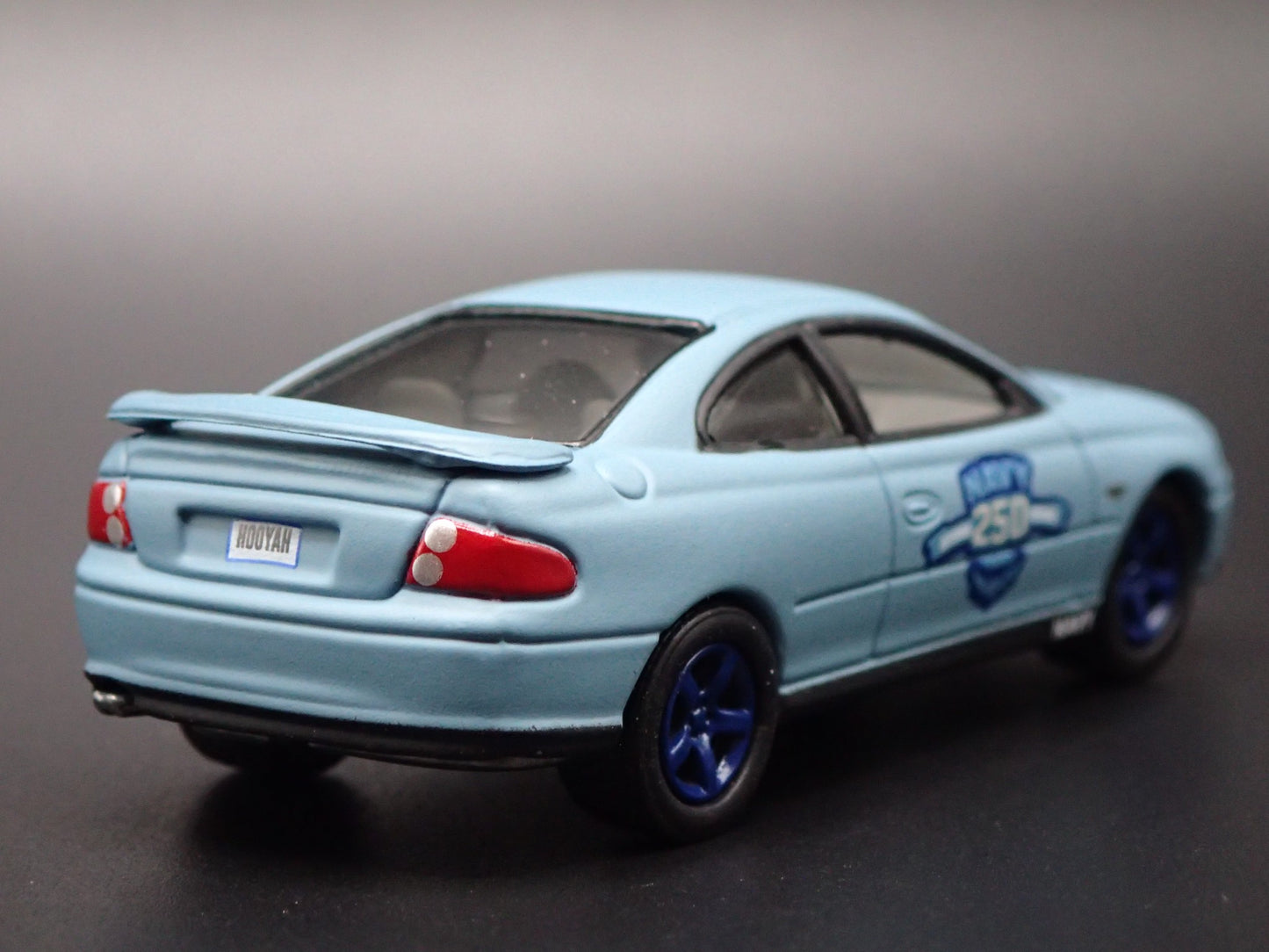 2004-2006 PONTIAC GTO NAVY 250TH ANNIVERSARY BLUE 1:64 SCALE DIECAST MODEL CAR