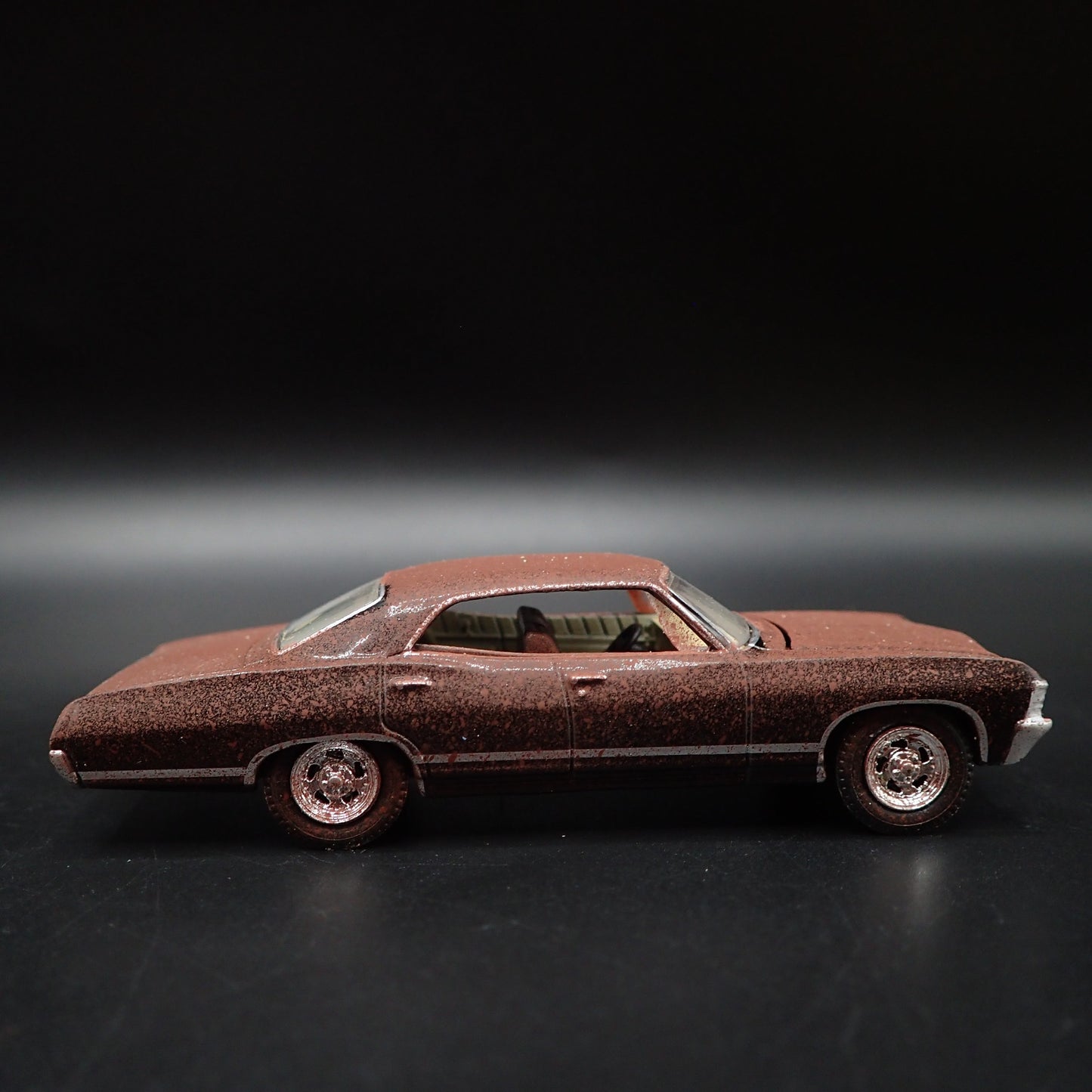 1967 CHEVY CHEVROLET IMPALA SUPERNATURAL BARN FIND 1:64 SCALE DIECAST MODEL CAR