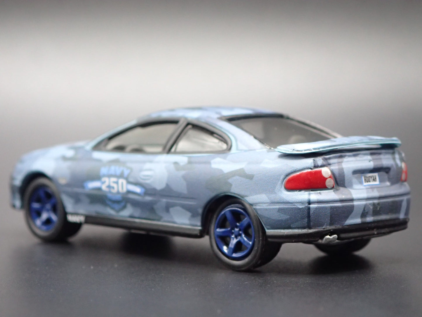 2004-2006 PONTIAC GTO NAVY 250TH ANNIVERSARY BLUE 1:64 SCALE DIECAST MODEL CAR