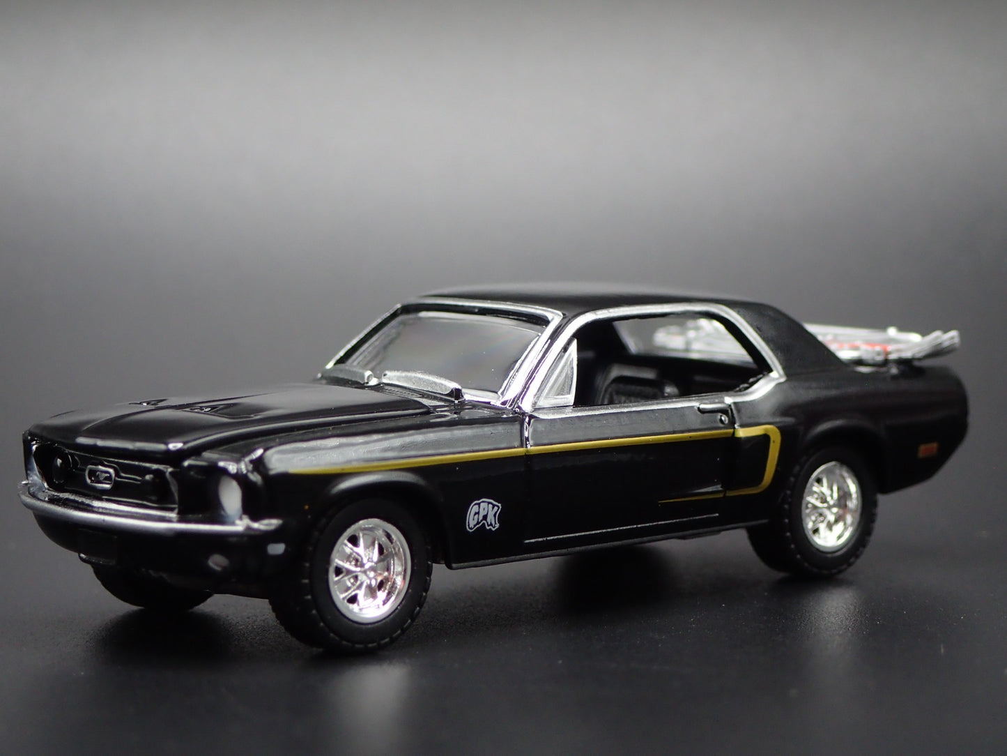 1968 68 FORD MUSTANG COUPE GPK BLACK 1:64 SCALE COLLECTIBLE DIECAST MODEL CAR