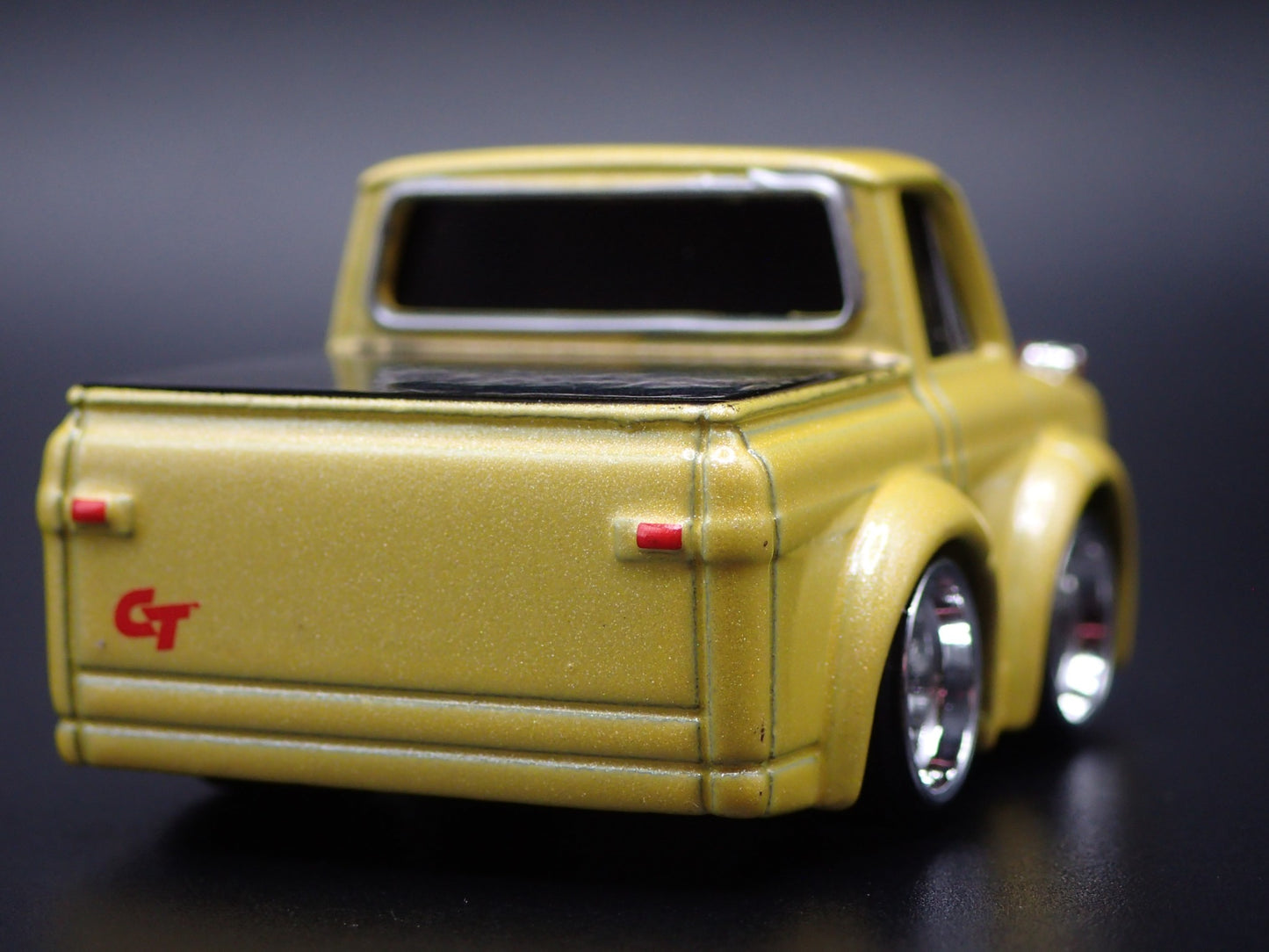 1968-1972 TOYOTA HI LUX PICKUP TRUCK CAR TUNED YEL 1/64 SCALE DIECAST MODEL CAR