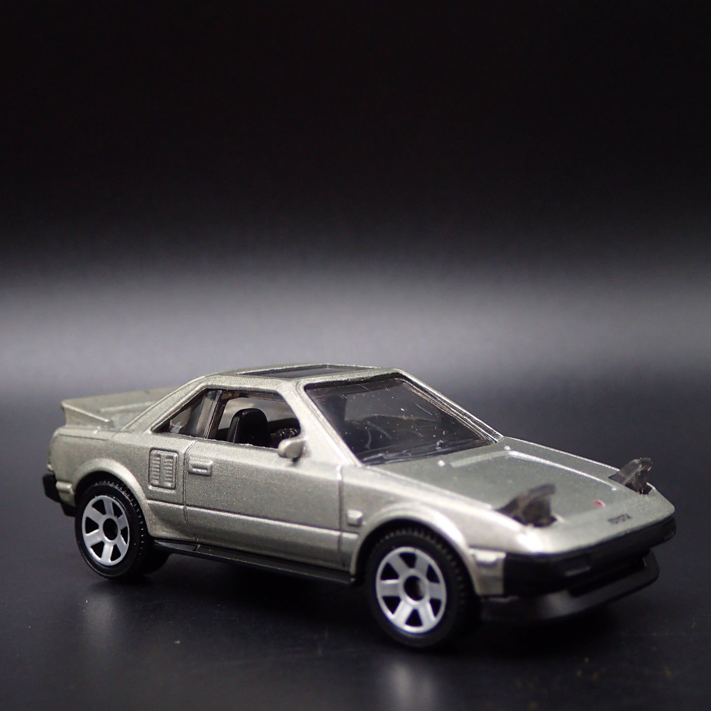 1984-1989 TOYOTA MR2 LIGHTS UP 1/64 SCALE COLLECTIBLE DIORAMA DIECAST MODEL CAR