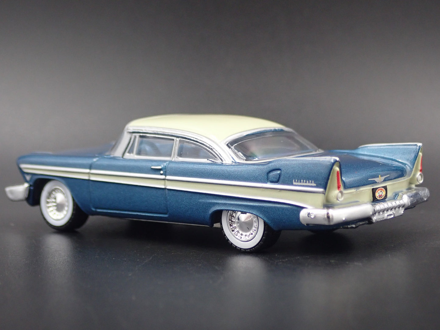1957 57 PLYMOUTH BELVEDERE BLUE 1/64 SCALE COLLECTIBLE DIORAMA DIECAST MODEL CAR