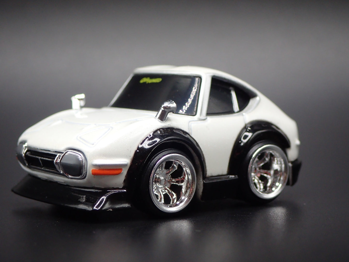 1967-1970 TOYOTA 2000GT TUNED JDM WHITE 1/64 SCALE COLLECITBLE DIECAST MODEL CAR