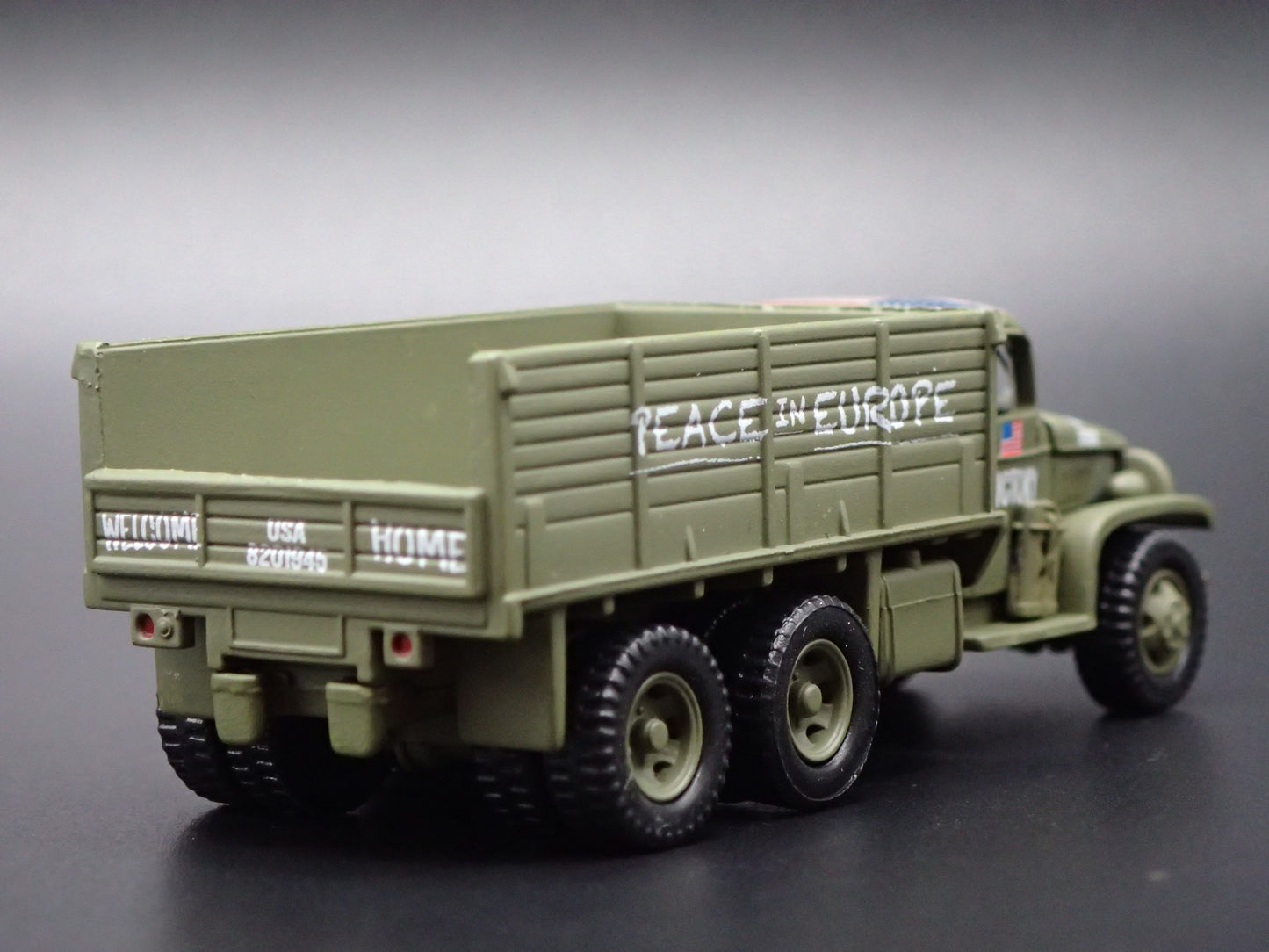 WWII GMC CCKW 2.5 TON 6X6 TRUCK MILITARY V-E DAY 1:87 SCALE DIECAST MODEL CAR
