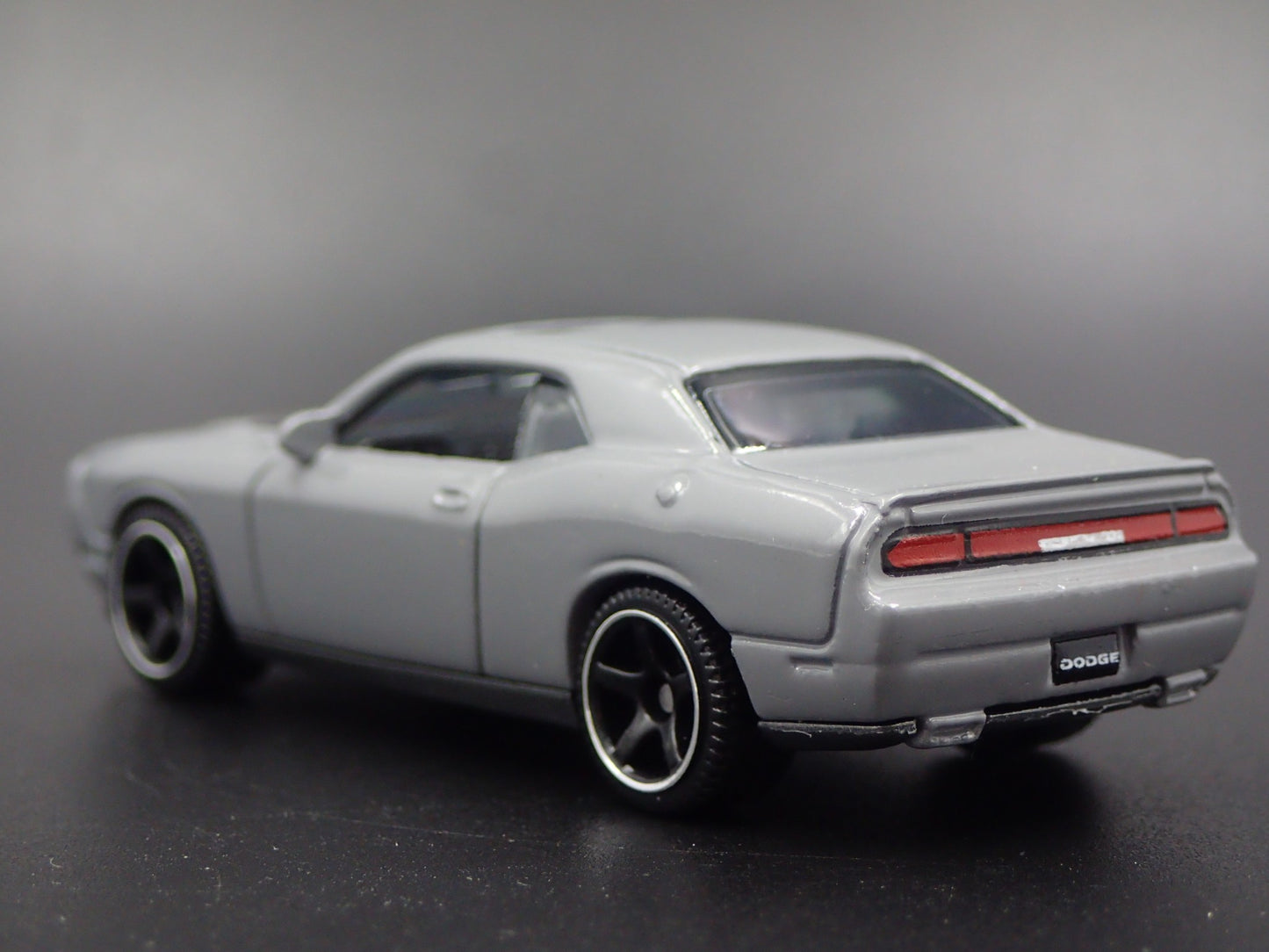 2008-2023 DODGE CHALLENGER SRT8 1/64 SCALE COLLECTIBLE DIORAMA DIECAST MODEL CAR