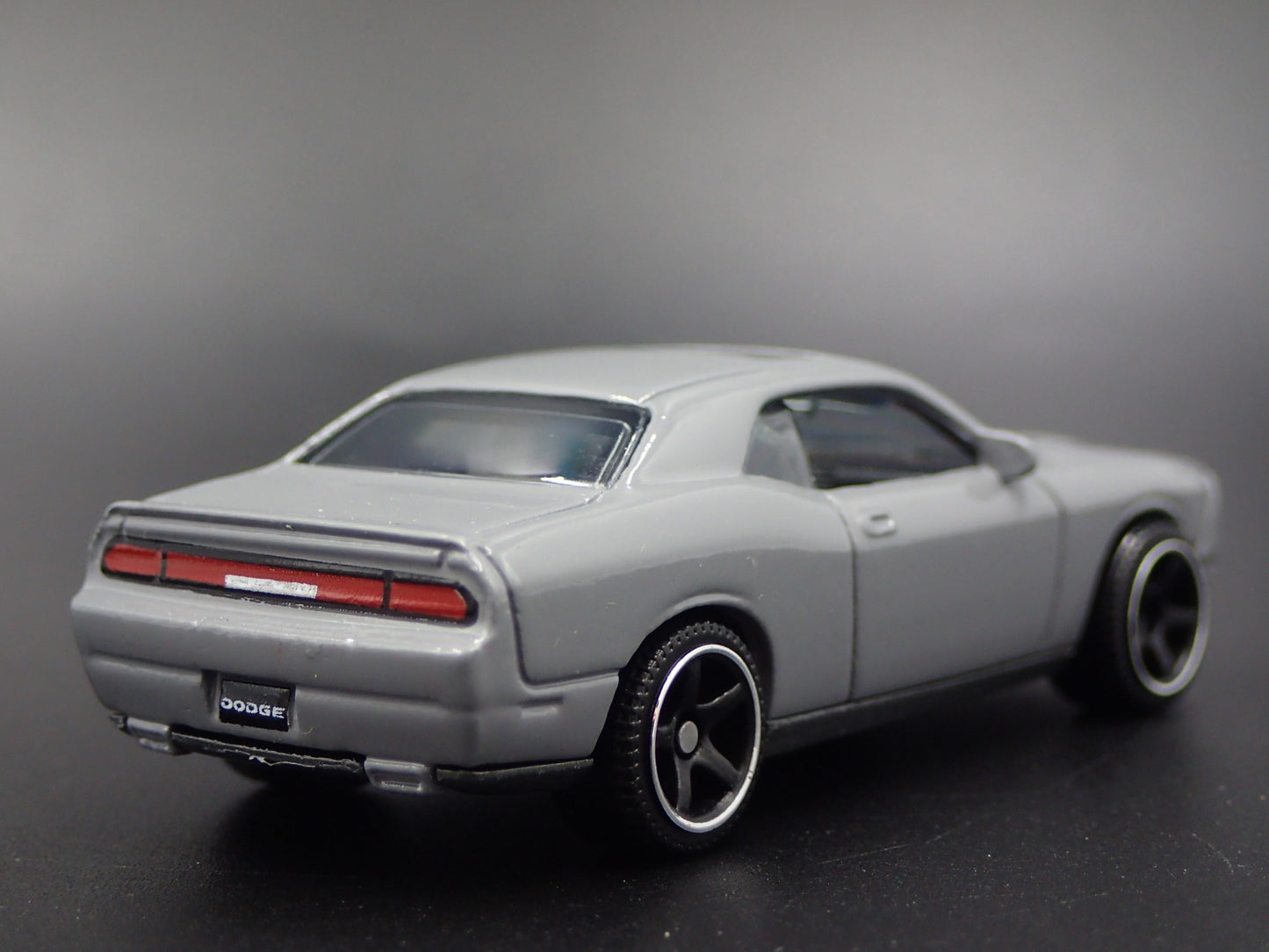 2008-2023 DODGE CHALLENGER SRT8 1/64 SCALE COLLECTIBLE DIORAMA DIECAST MODEL CAR