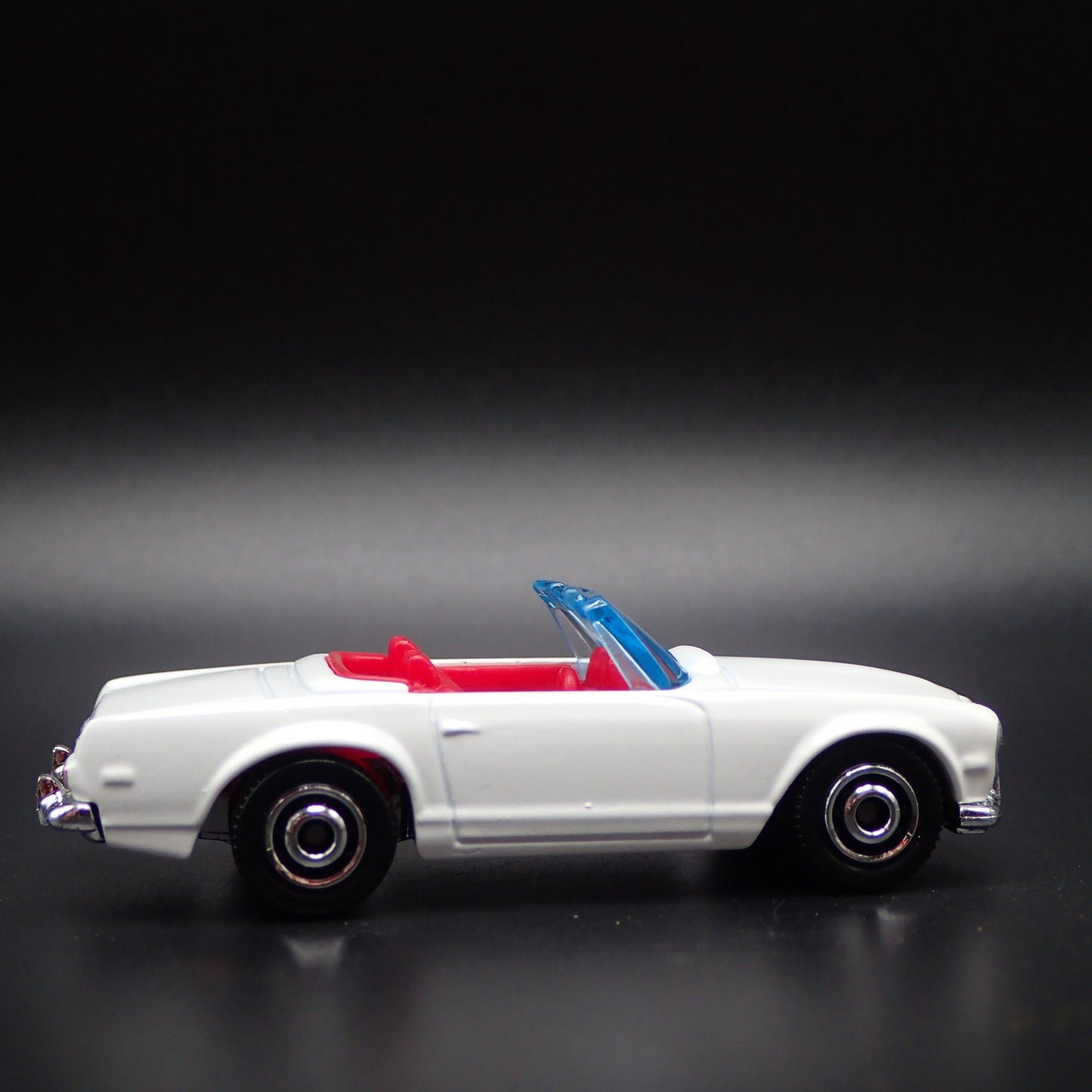1963-1967 MERCEDES-BENZ 230 SL CONVERTIBLE 1:64 SCALE DIORAMA DIECAST MODEL CAR