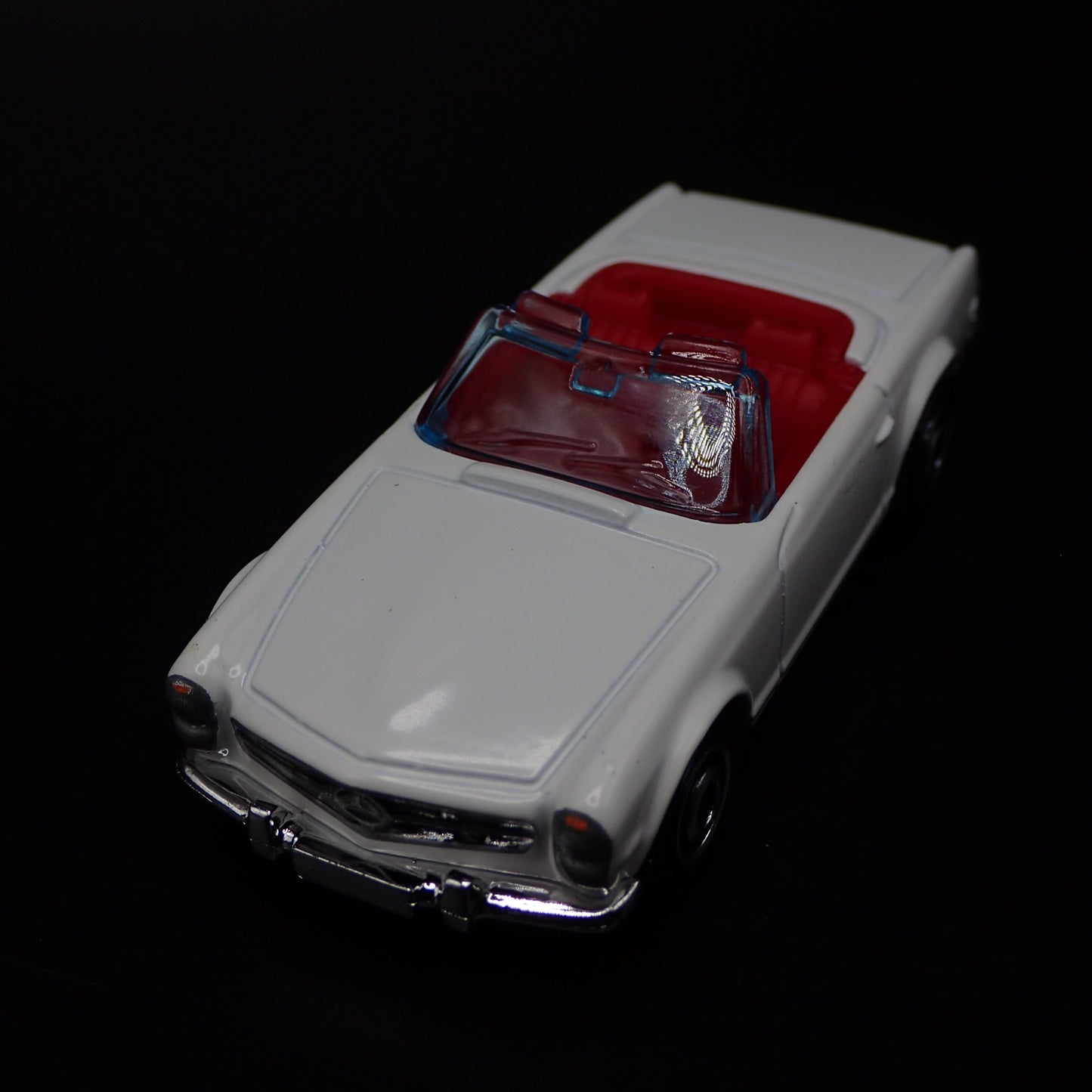 1963-1967 MERCEDES-BENZ 230 SL CONVERTIBLE 1:64 SCALE DIORAMA DIECAST MODEL CAR