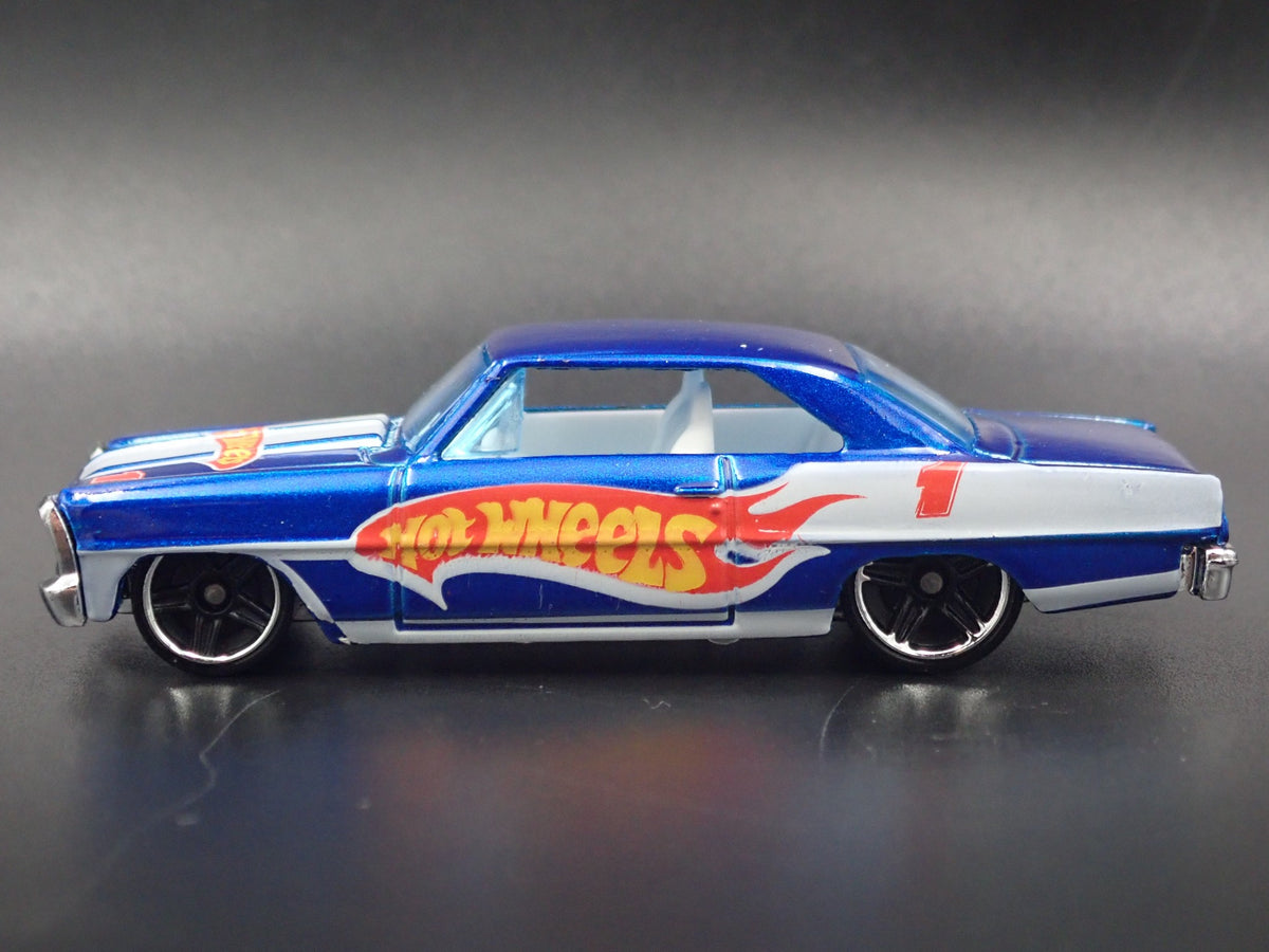 1966 66 CHEVY CHEVROLET NOVA BLUE 1:64 SCALE DIORAMA DIECAST MODEL CAR