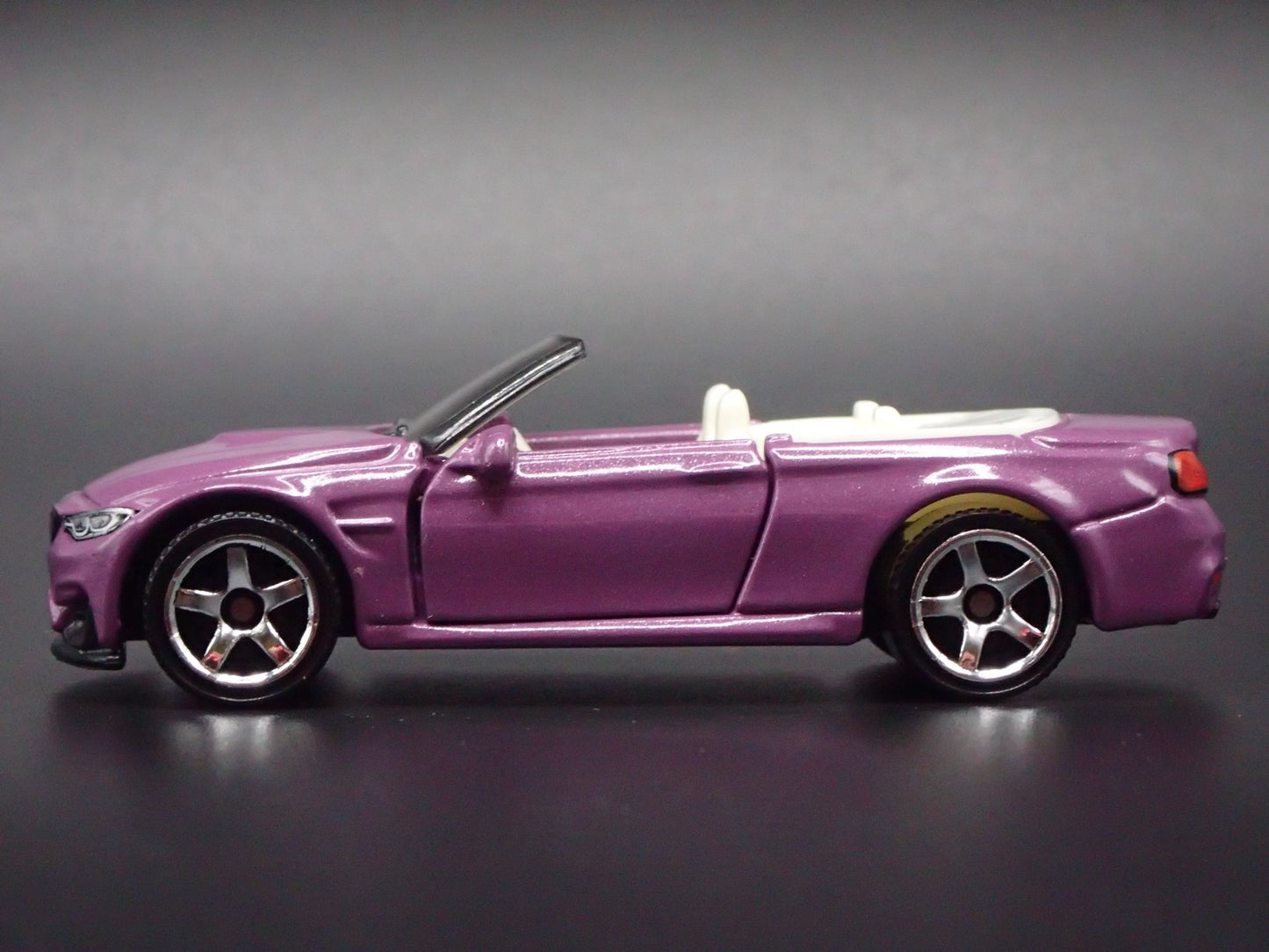 2014-2020 BMW M4 CABRIOLET CONVERTIBLE PURPLE 1:64 SCALE DIECAST MODEL CAR