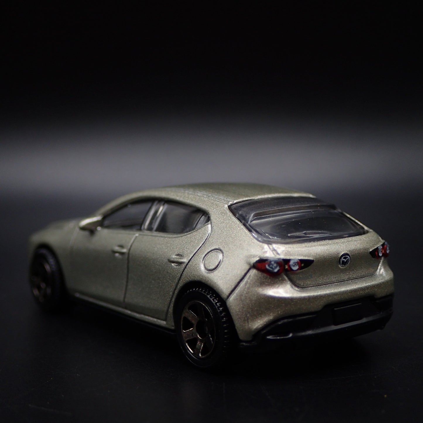 2019-2025 MAZDA 3 4 FOUR DOOR HATCHBACK 1:64 SCALE DIORAMA DIECAST MODEL CAR