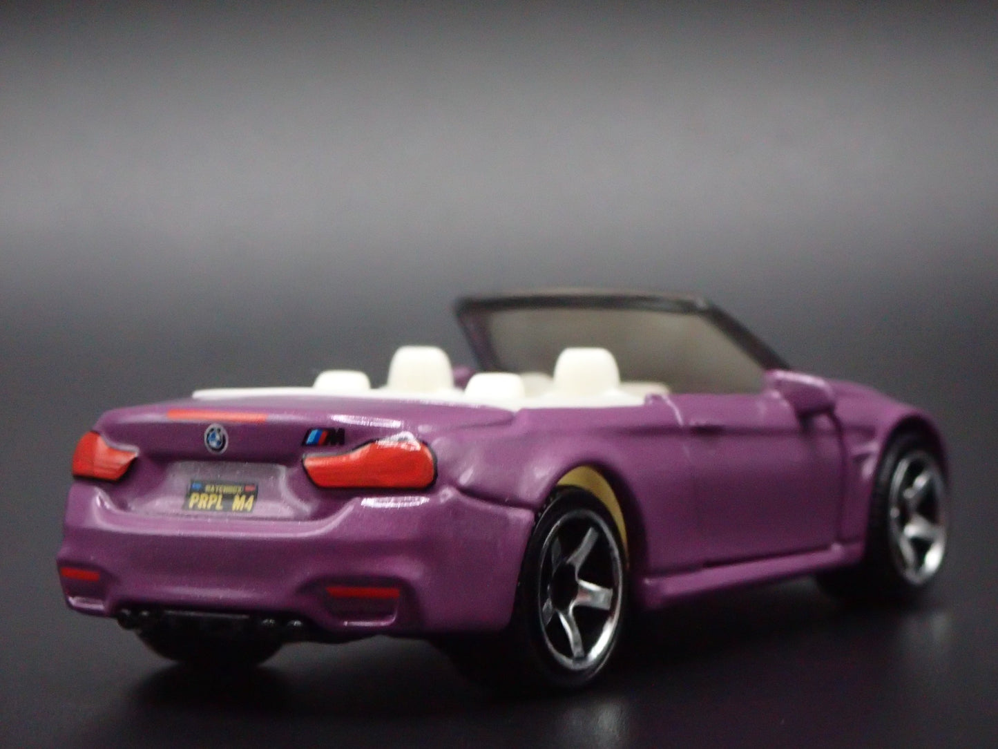 2014-2020 BMW M4 CABRIOLET CONVERTIBLE PURPLE 1:64 SCALE DIECAST MODEL CAR