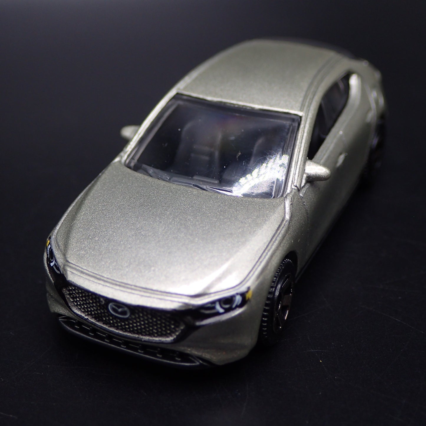 2019-2025 MAZDA 3 4 FOUR DOOR HATCHBACK 1:64 SCALE DIORAMA DIECAST MODEL CAR