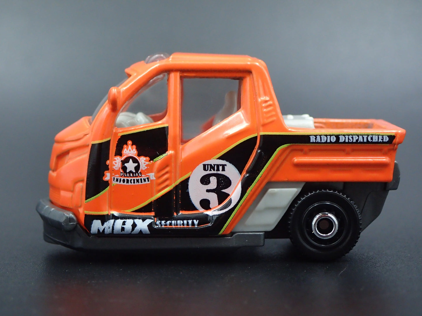 PARKING ENFORCEMENT SECURITY RADIO DISPATCHED 1:64 SCALE DIECAST MODEL CAR